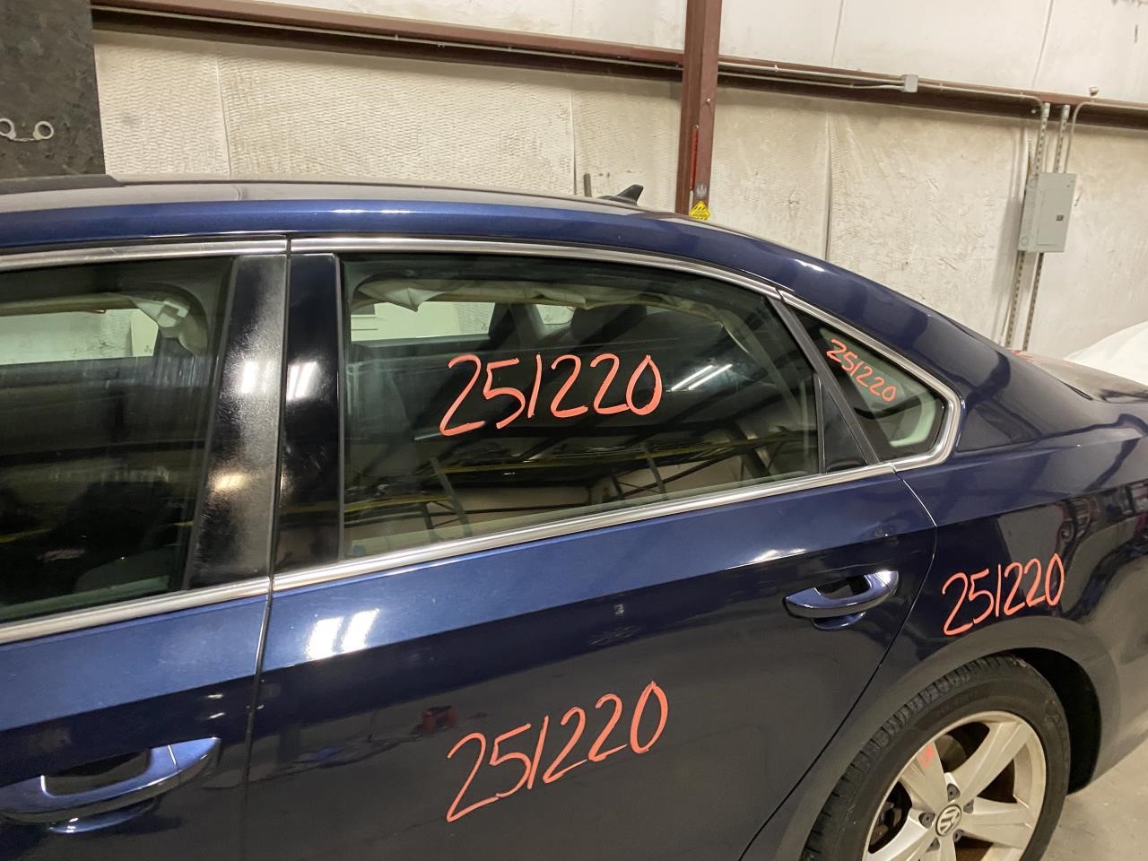 Vehicle/126047_07.jpg