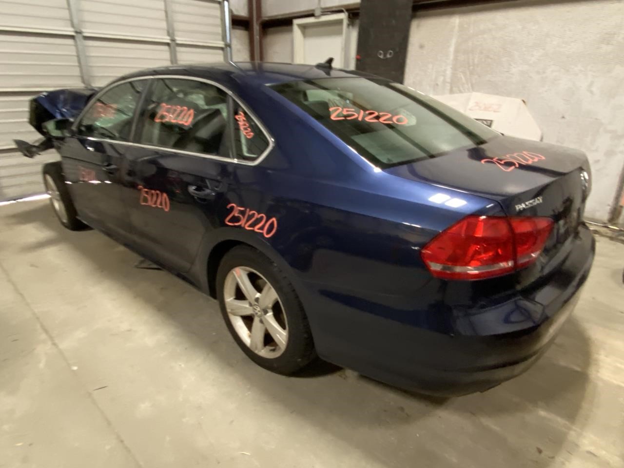 Vehicle/126047_09.jpg
