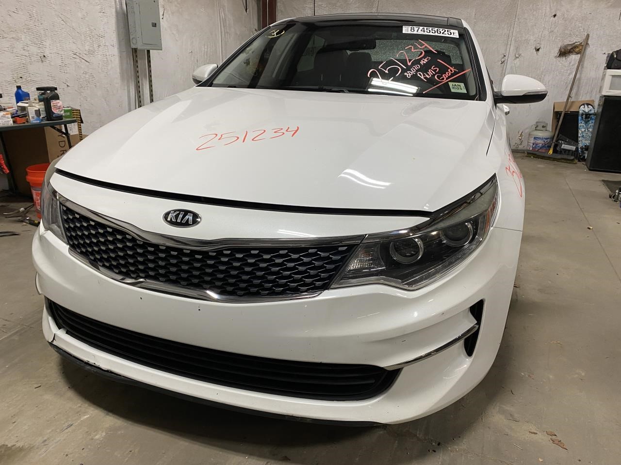 Vehicle/126193_01.jpg