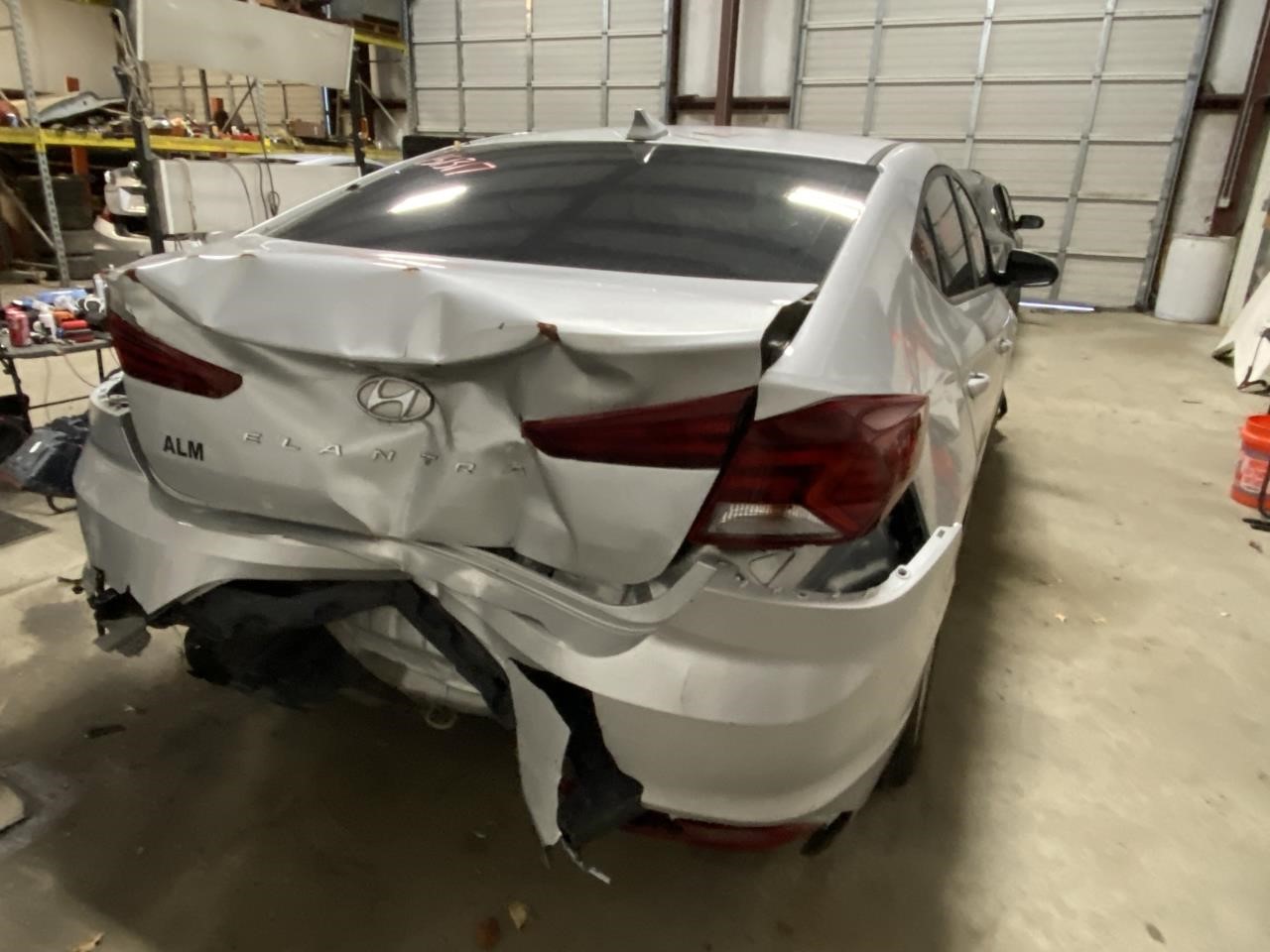 Vehicle/126774_03.jpg