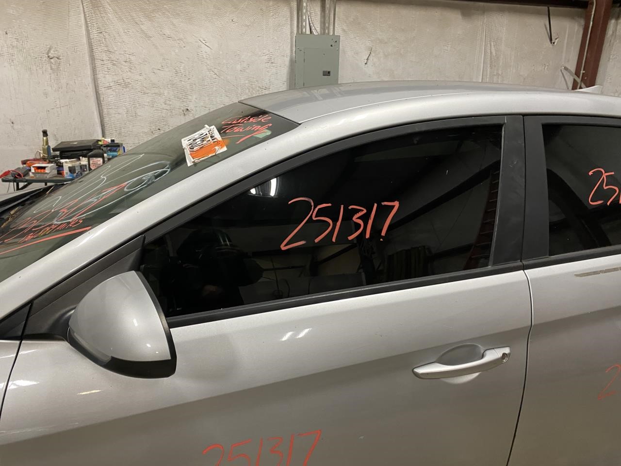 Vehicle/126774_07.jpg