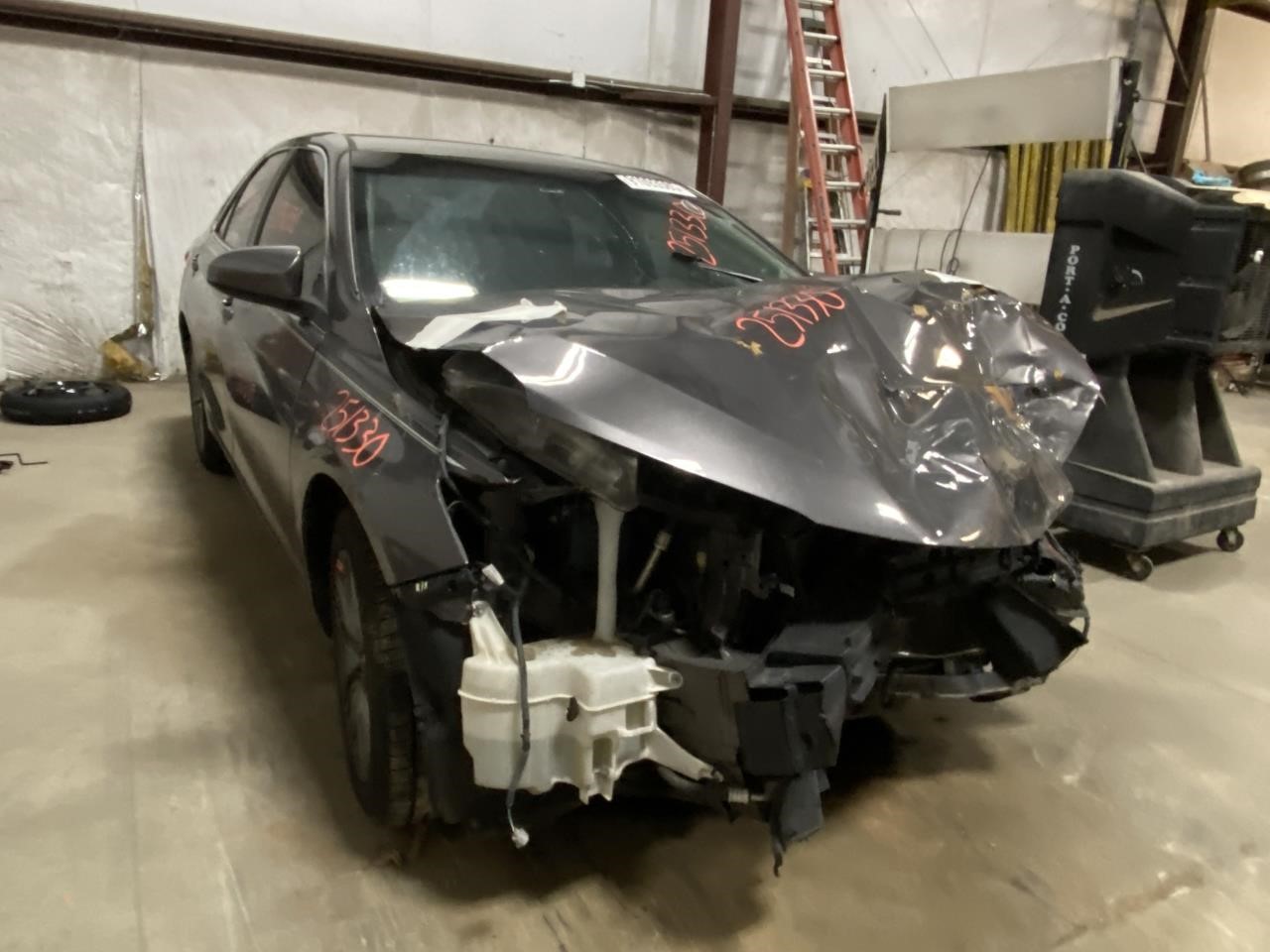 Vehicle/127062_04.jpg