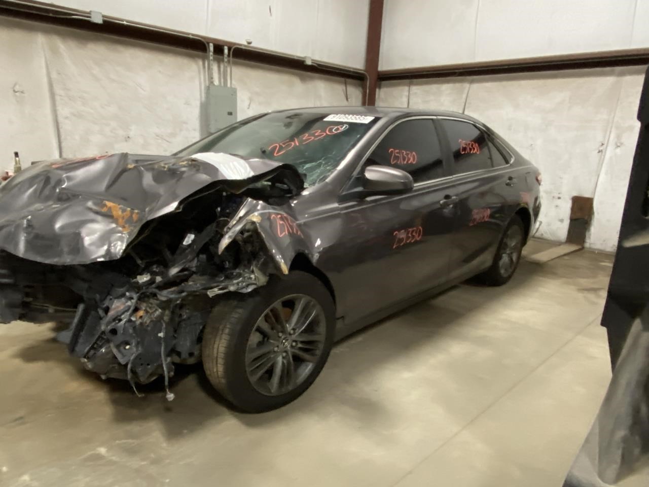 Vehicle/127062_05.jpg
