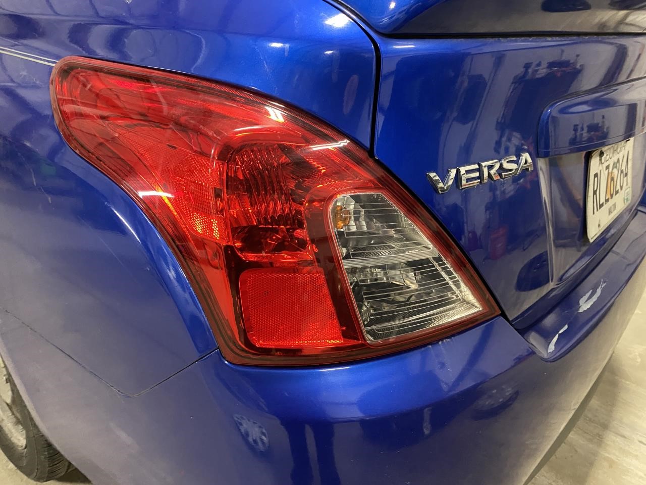 Vehicle/127110_12.jpg