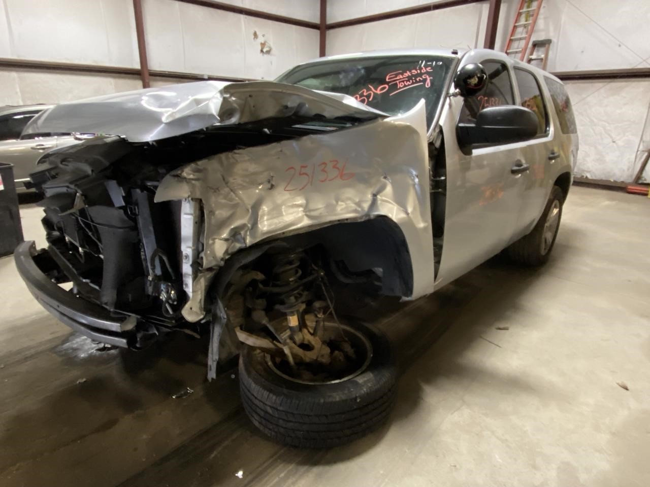 Vehicle/127111_05.jpg