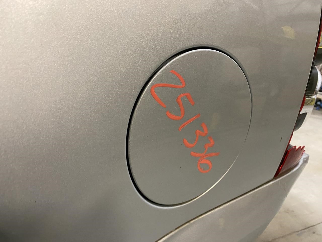 Vehicle/127111_09.jpg