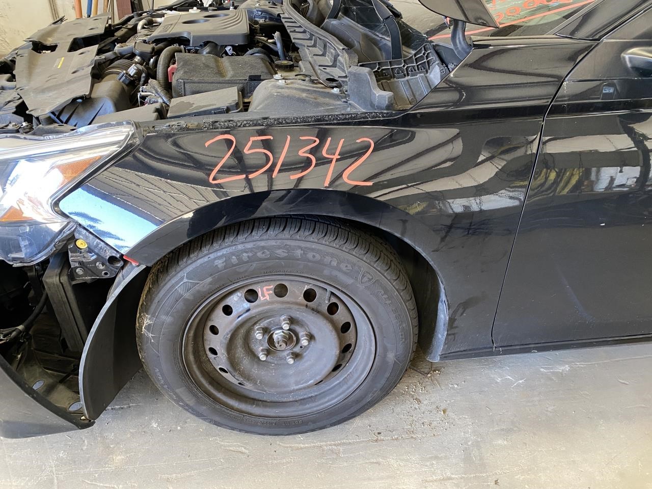 Vehicle/127152_06.jpg