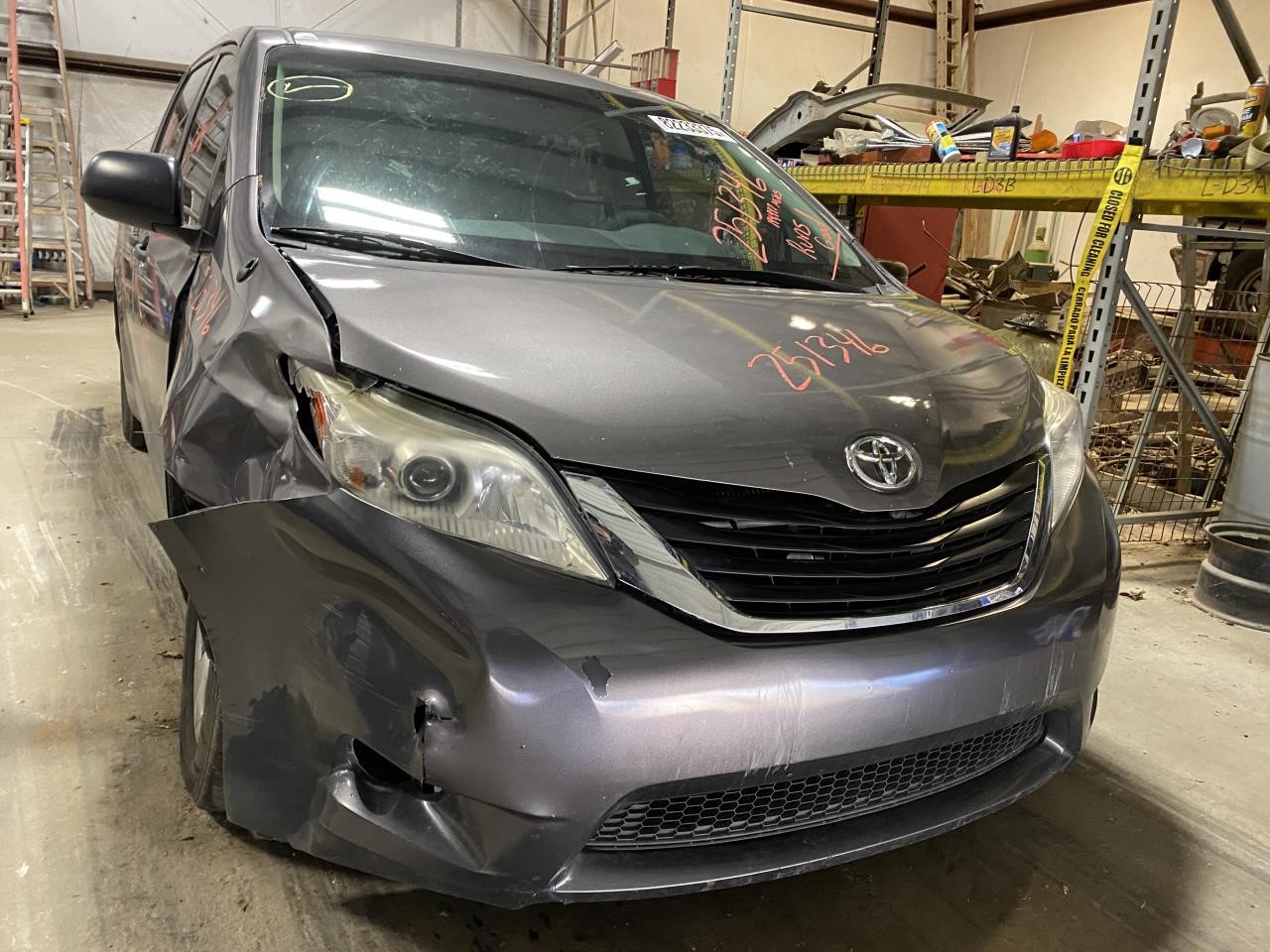 Vehicle/127188_04.jpg