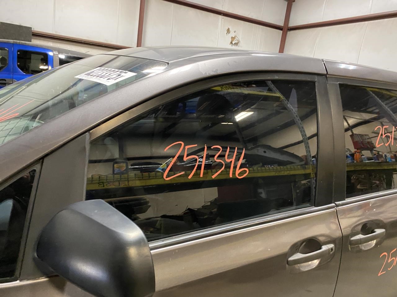 Vehicle/127188_10.jpg