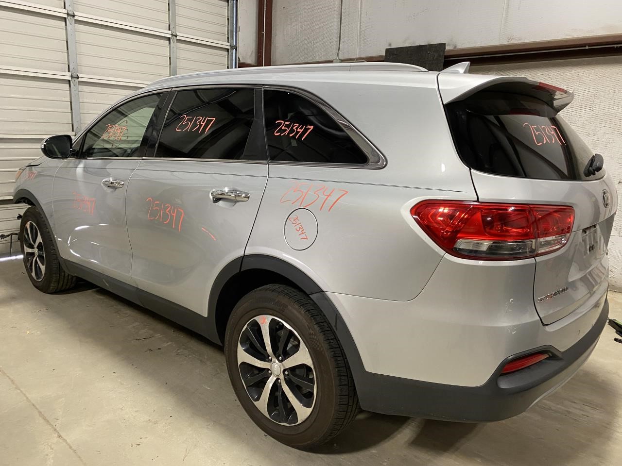 Vehicle/127189_12.jpg