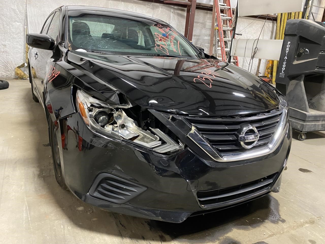 Vehicle/127191_04.jpg