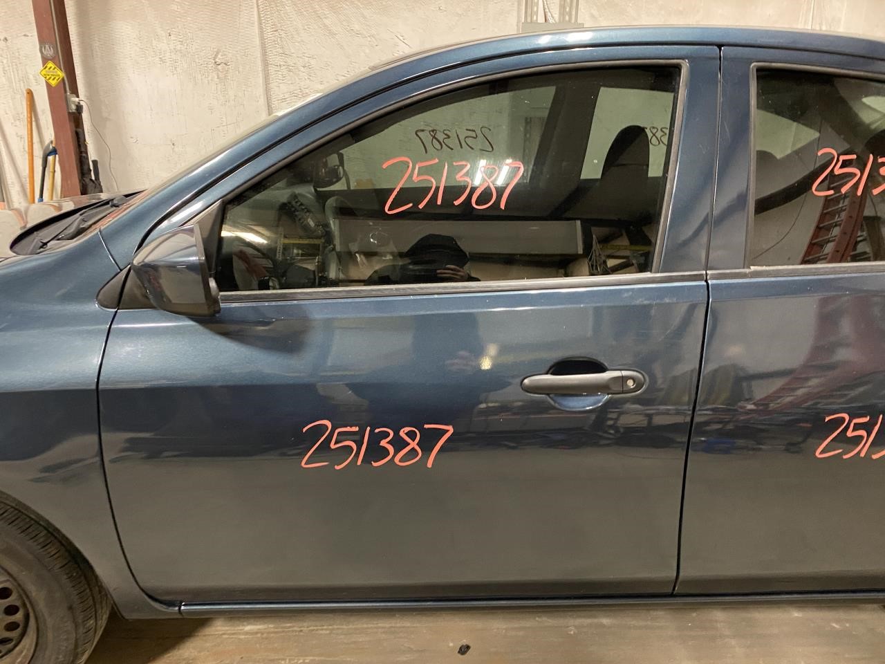 Vehicle/127462_08.jpg