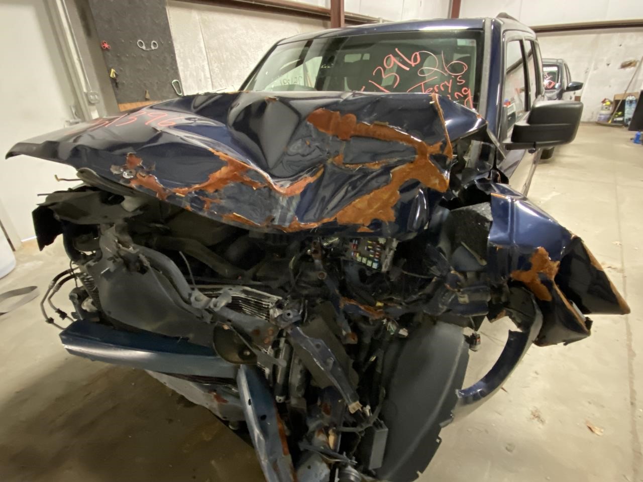 Vehicle/127497_01.jpg