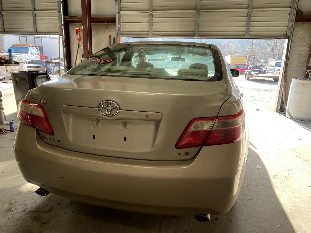 Vehicle/127703_03.jpg