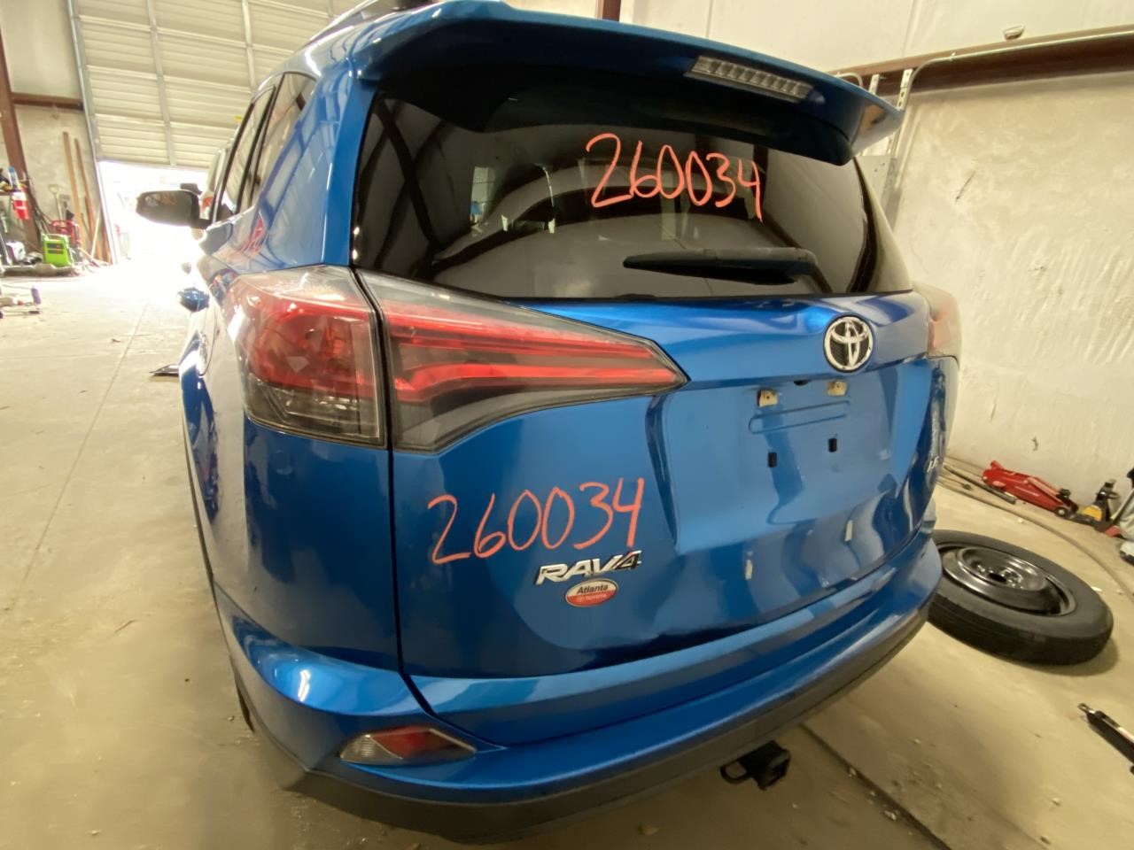 Vehicle/127767_02.jpg