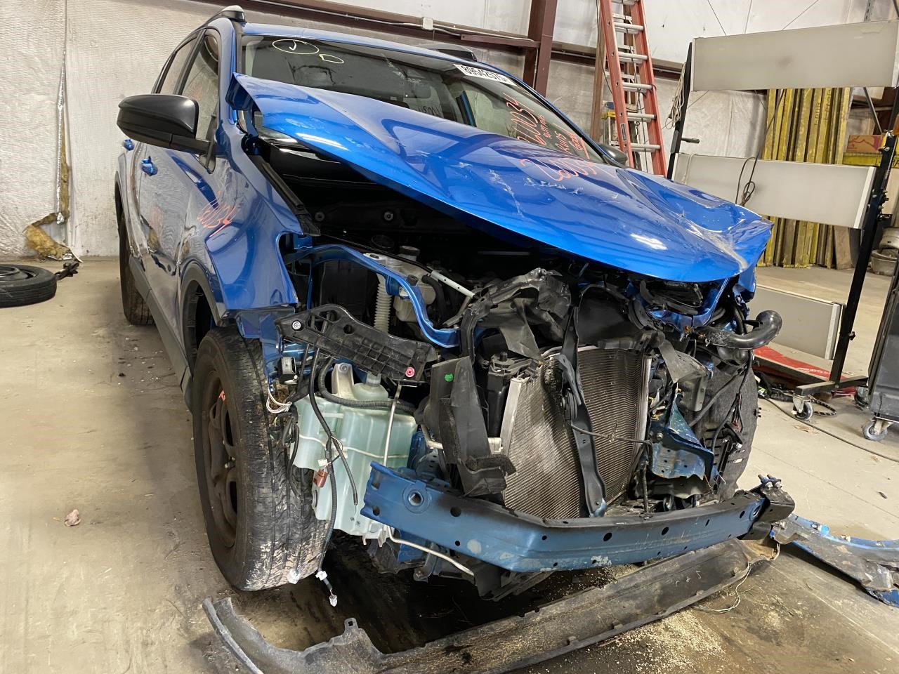 Vehicle/127767_04.jpg