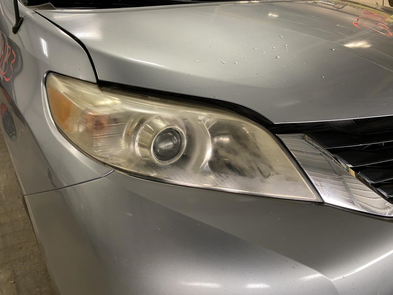 Vehicle/127777_08.jpg