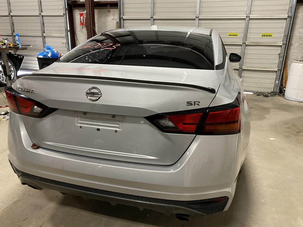 Vehicle/127885_03.jpg