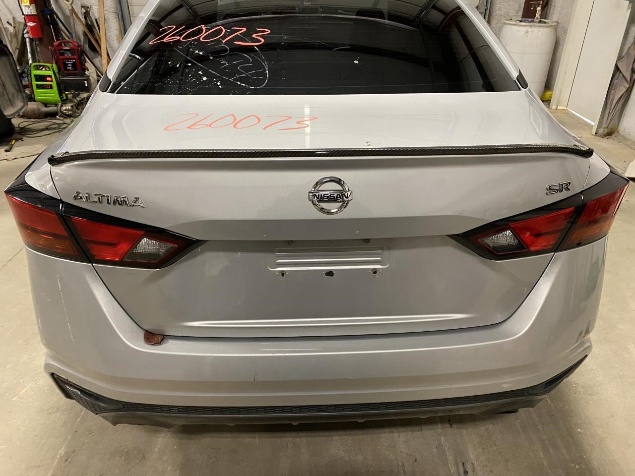 Vehicle/127885_12.jpg