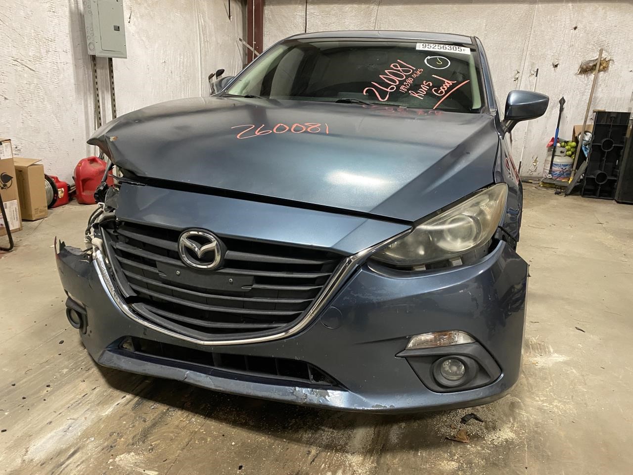 Vehicle/127938_01.jpg