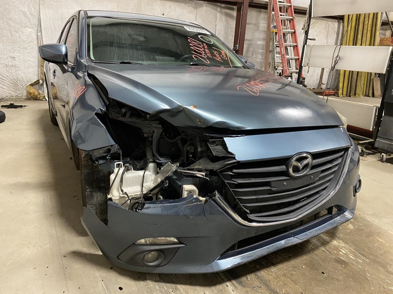 Vehicle/127938_04.jpg