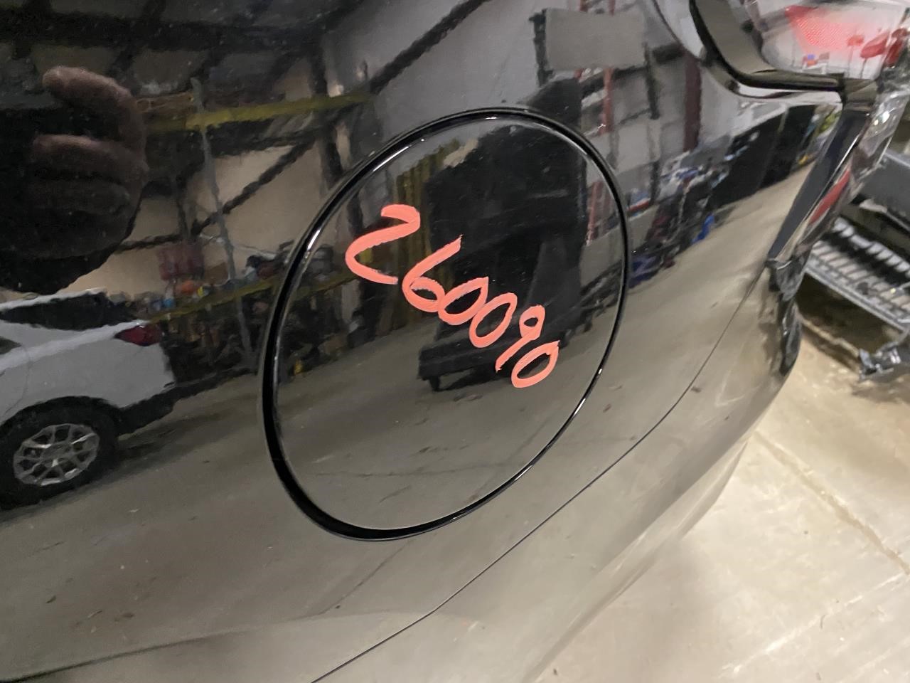 Vehicle/127979_08.jpg