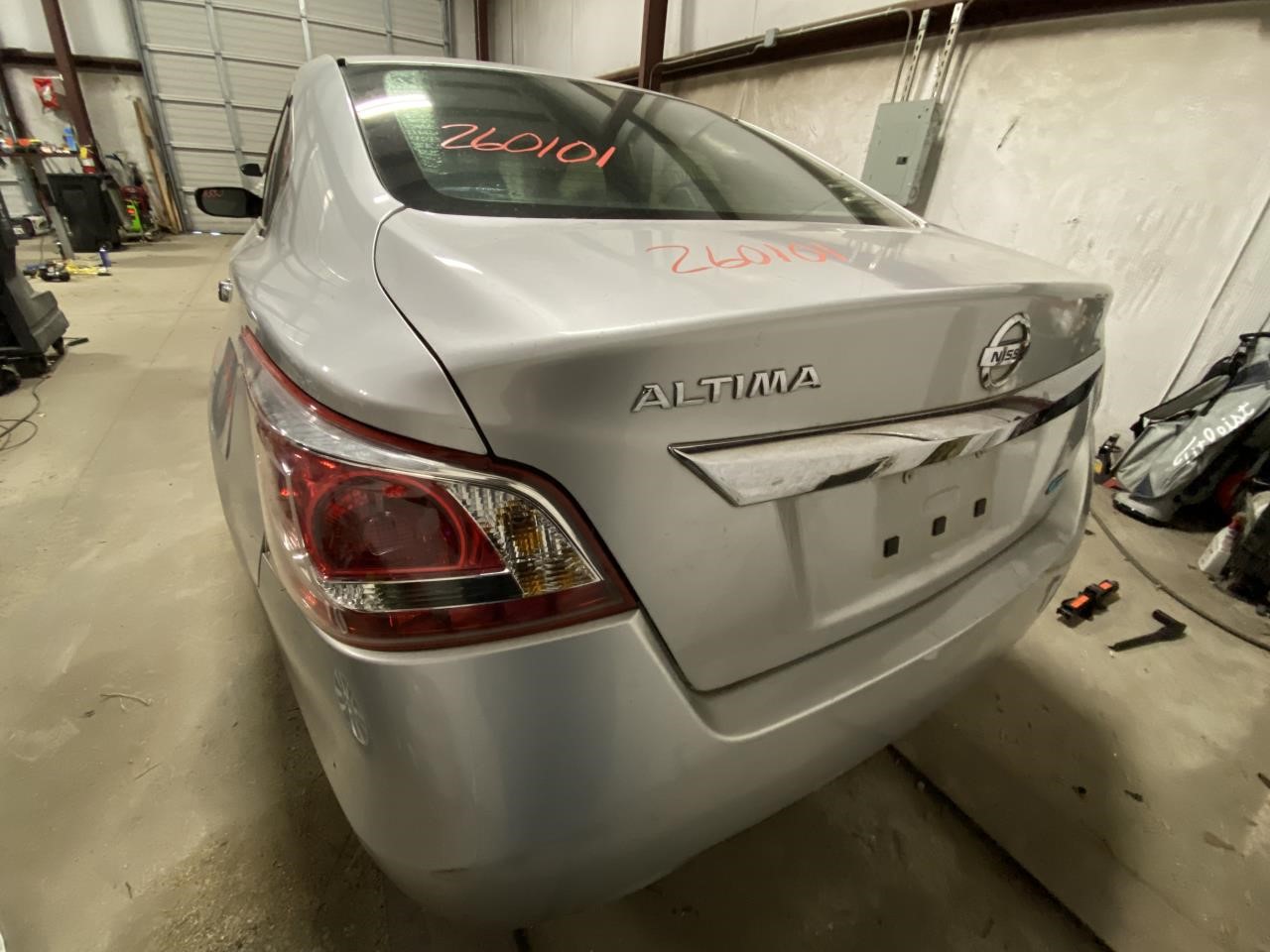 Vehicle/128080_02.jpg