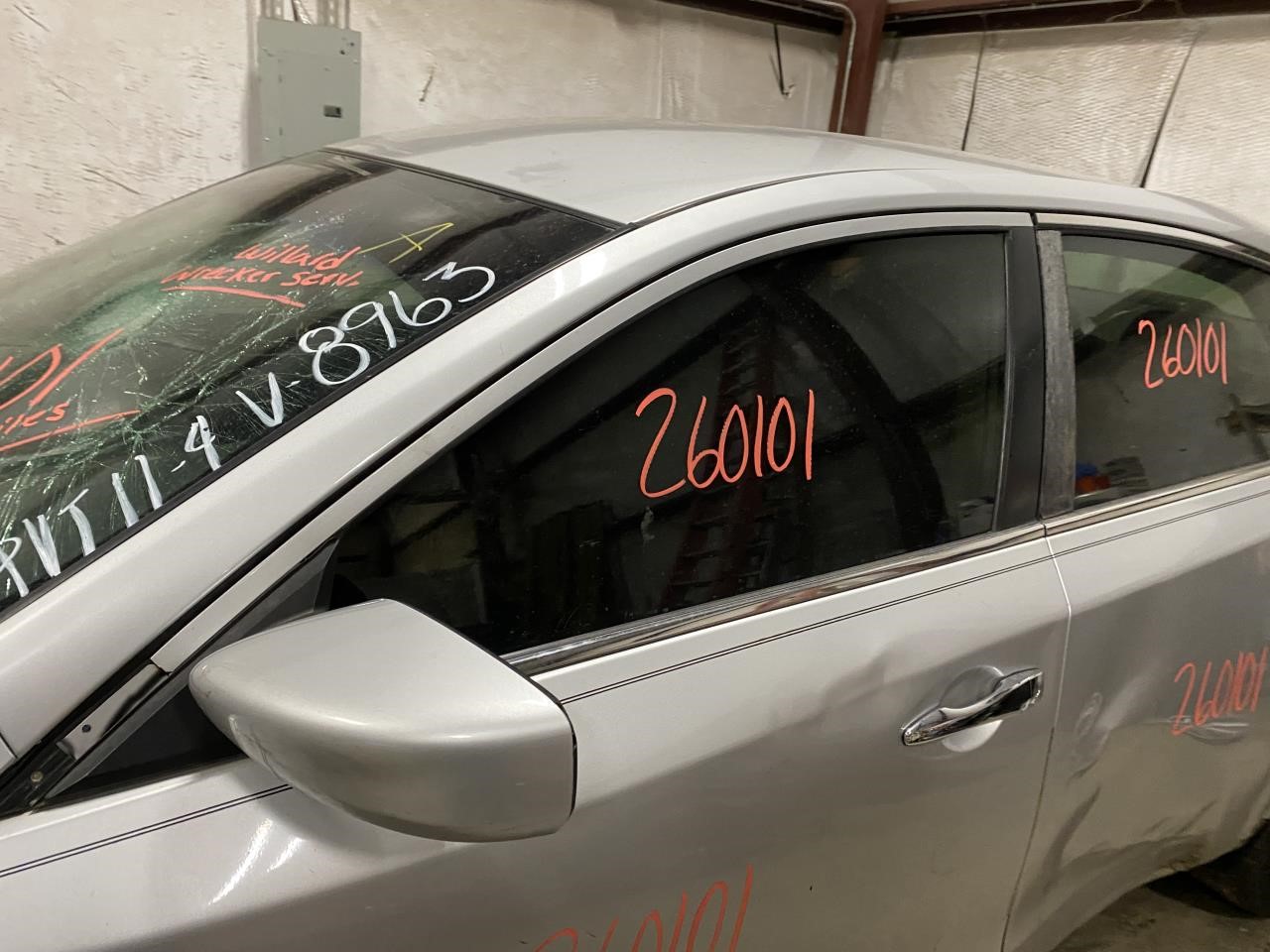 Vehicle/128080_11.jpg