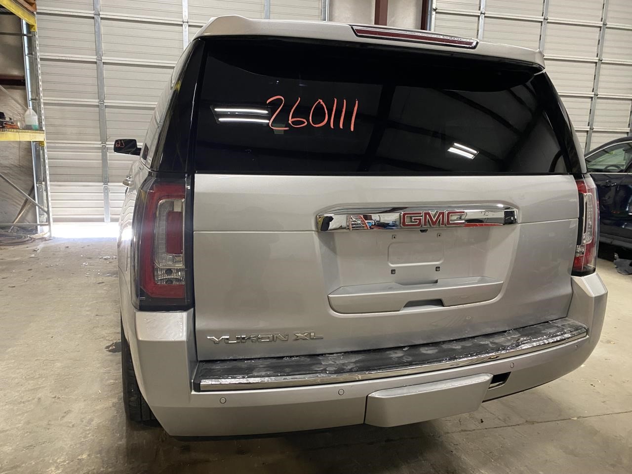 Vehicle/128209_02.jpg