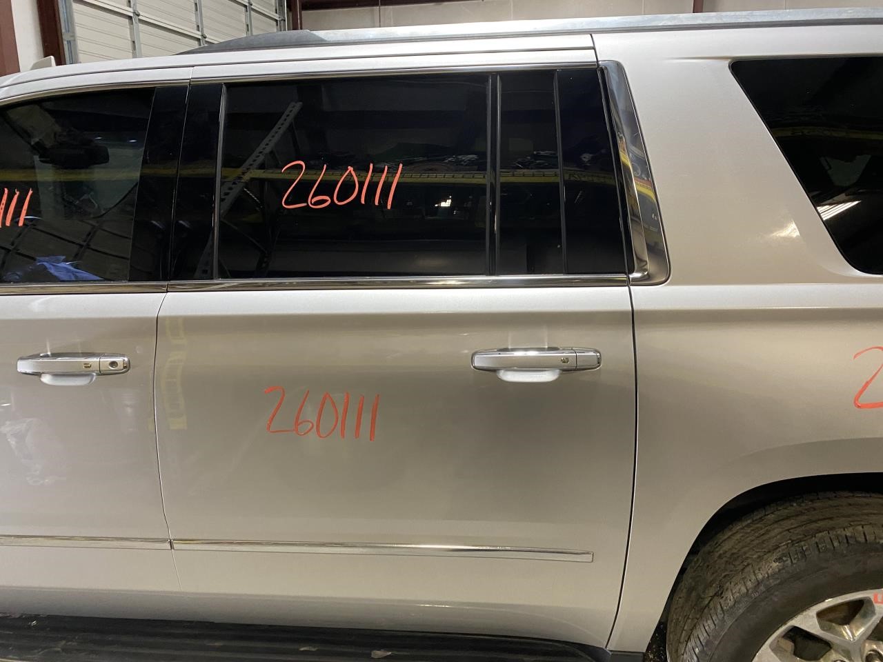 Vehicle/128209_08.jpg