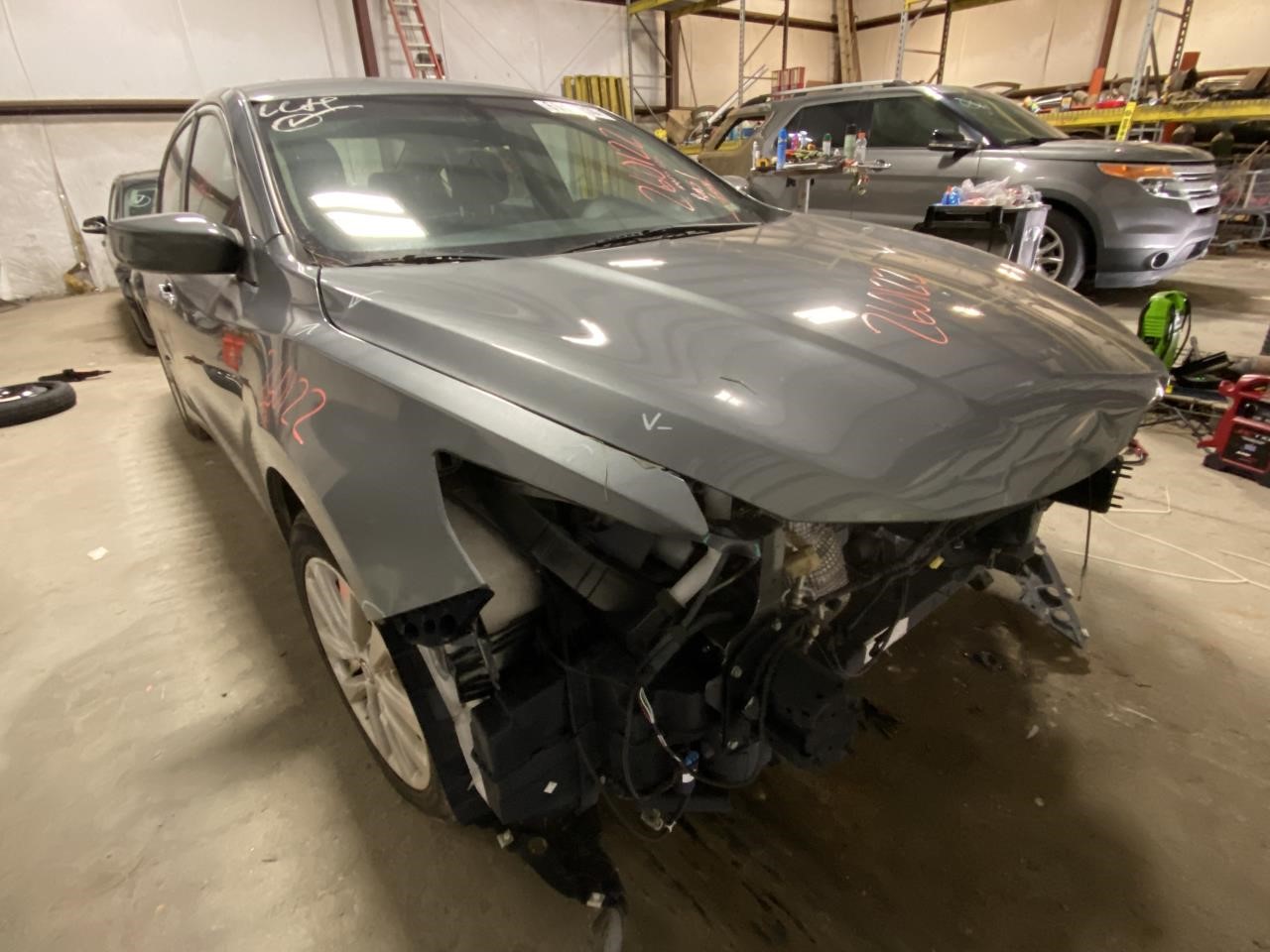 Vehicle/128294_04.jpg