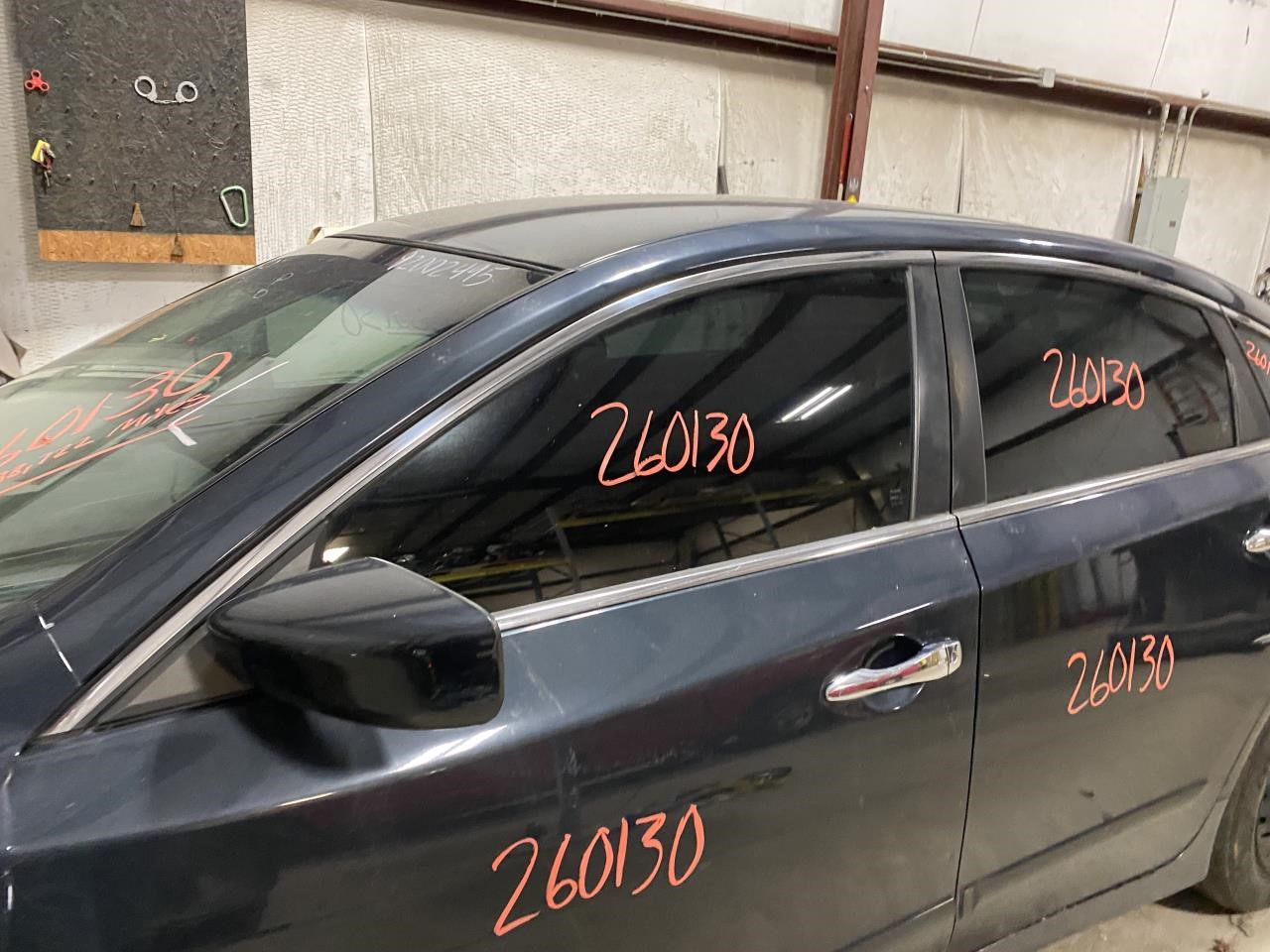 Vehicle/128331_07.jpg