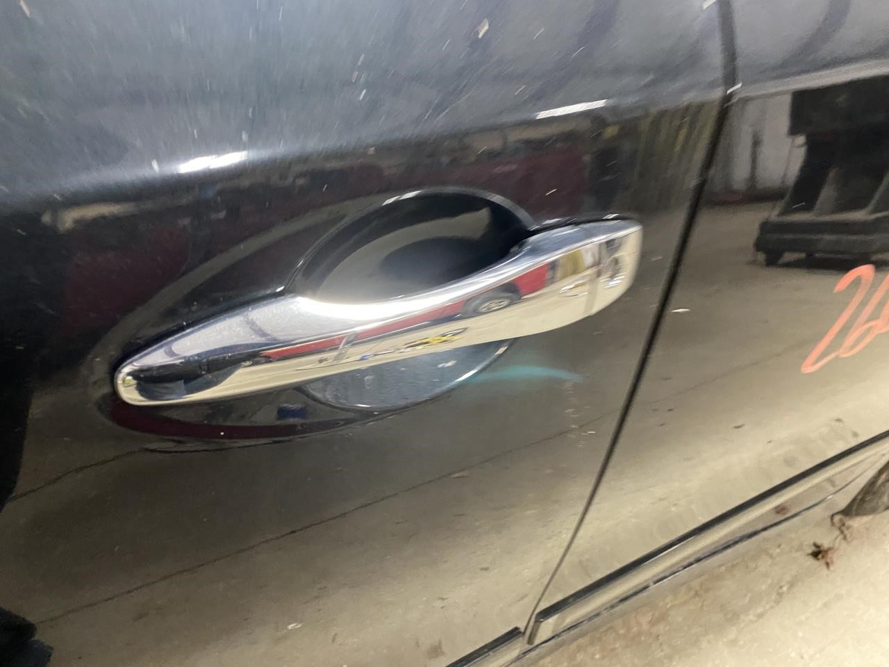 Vehicle/128331_08.jpg
