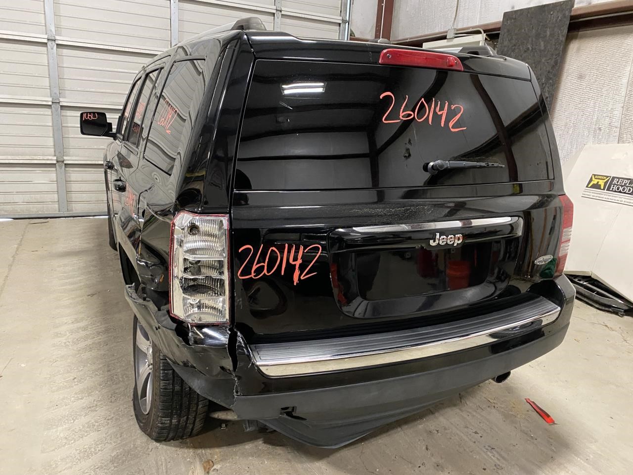 Vehicle/128489_02.jpg