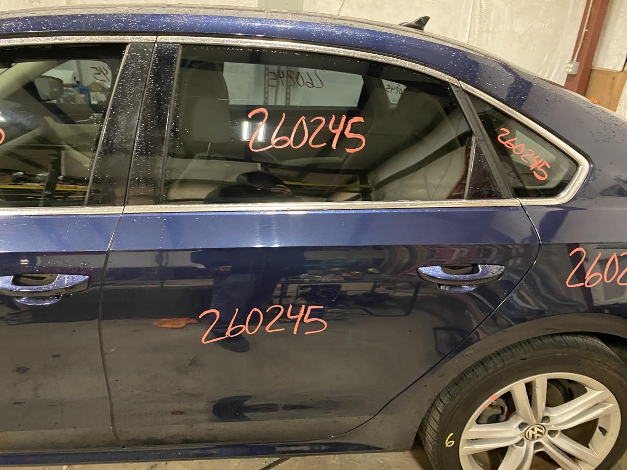 Vehicle/129264_09.jpg