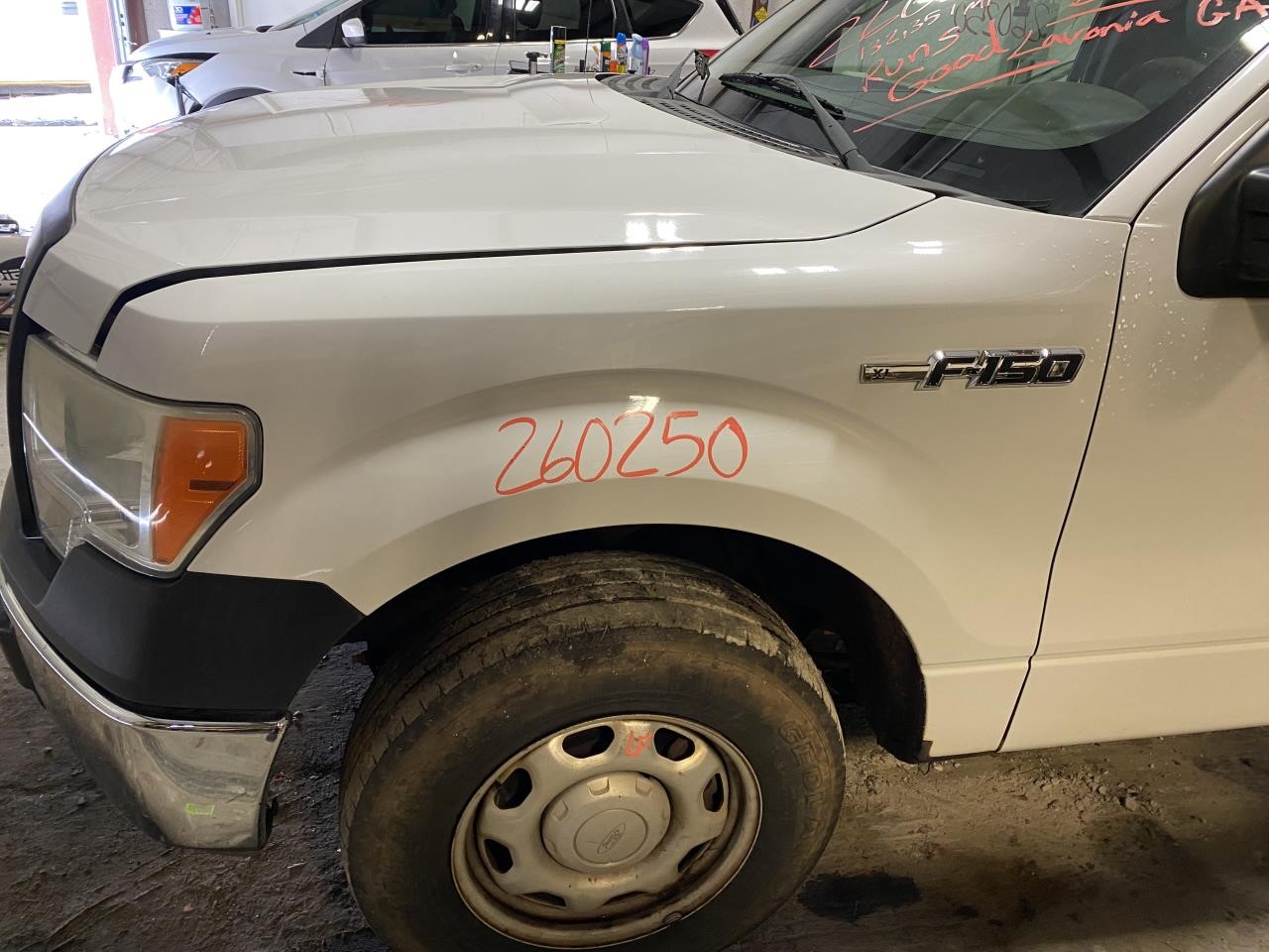 Vehicle/129305_12.jpg