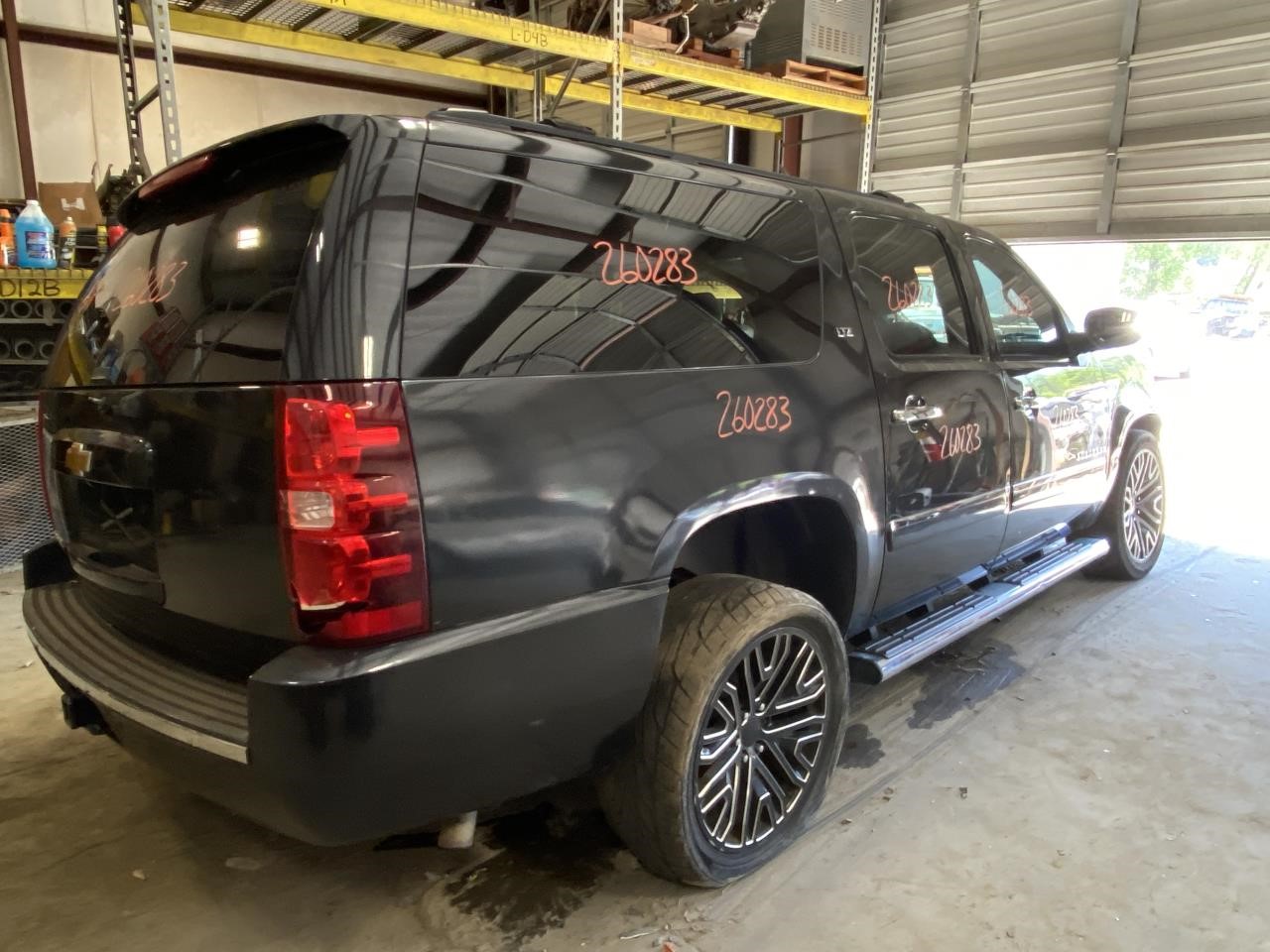 Vehicle/129613_11.jpg