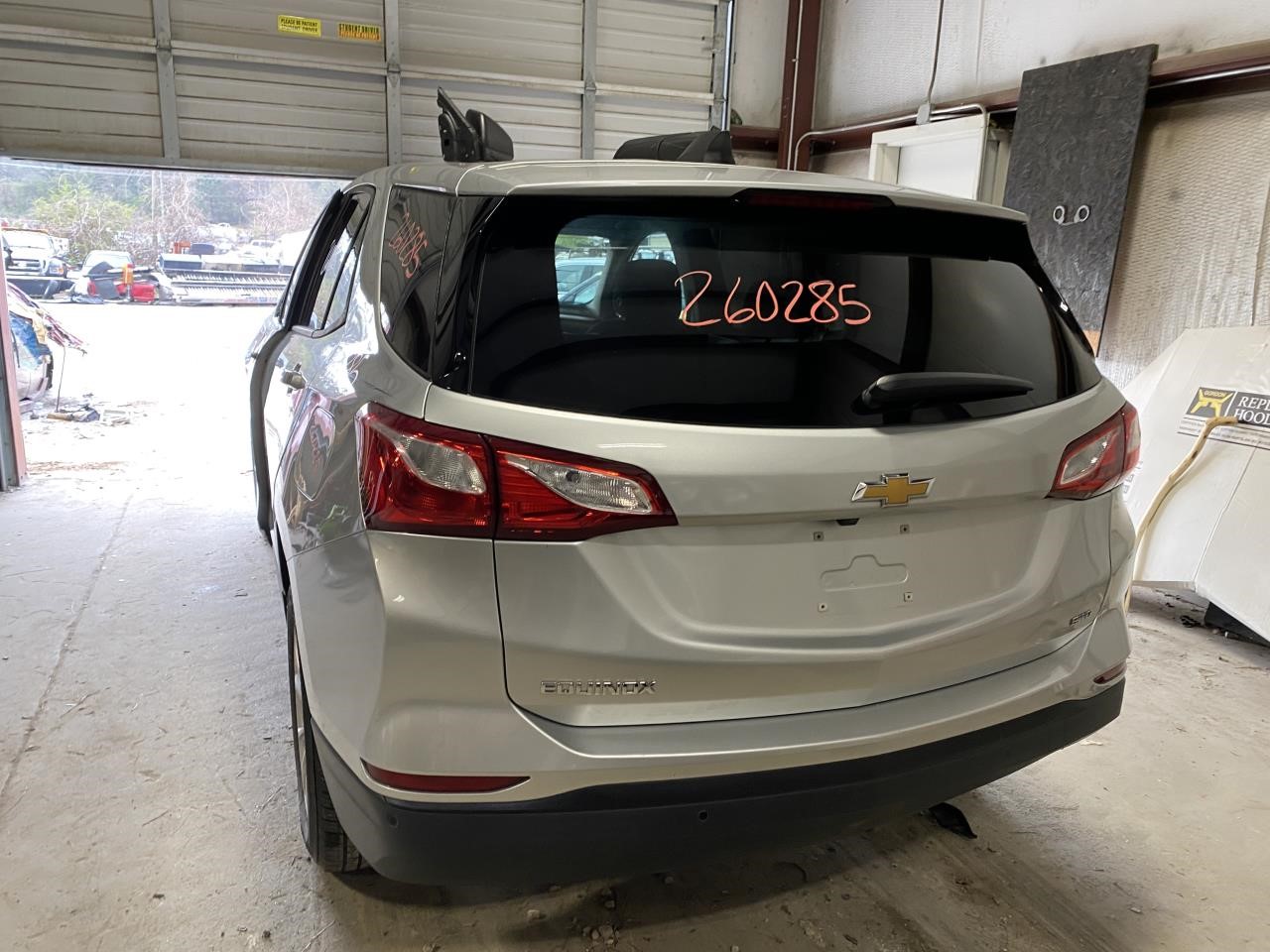 Vehicle/129615_02.jpg