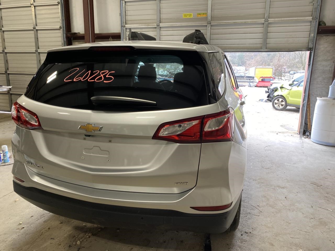 Vehicle/129615_03.jpg