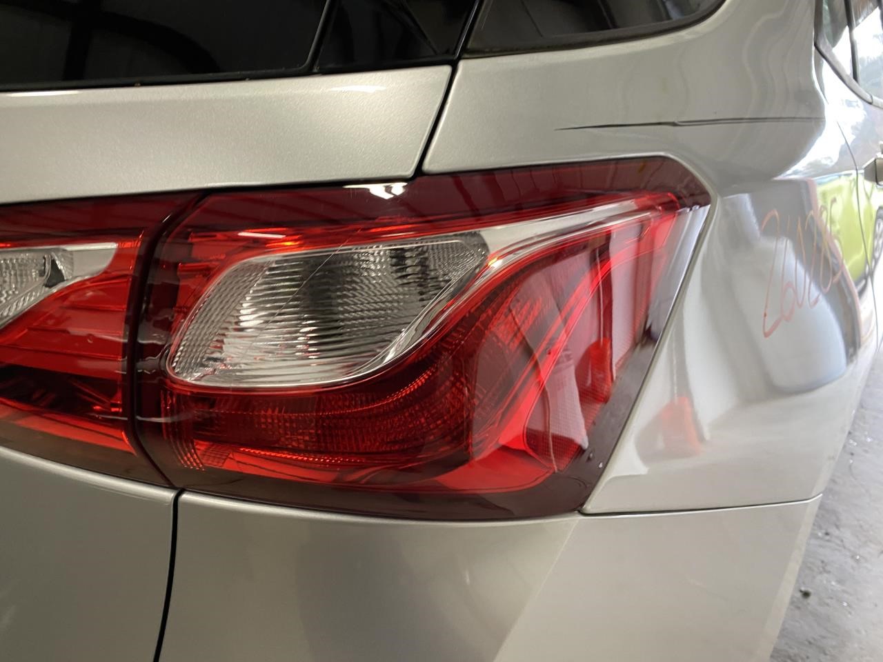Vehicle/129615_12.jpg