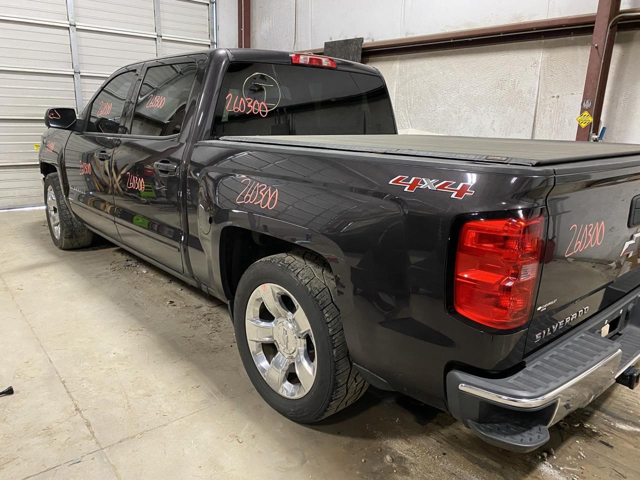 Vehicle/129734_12.jpg