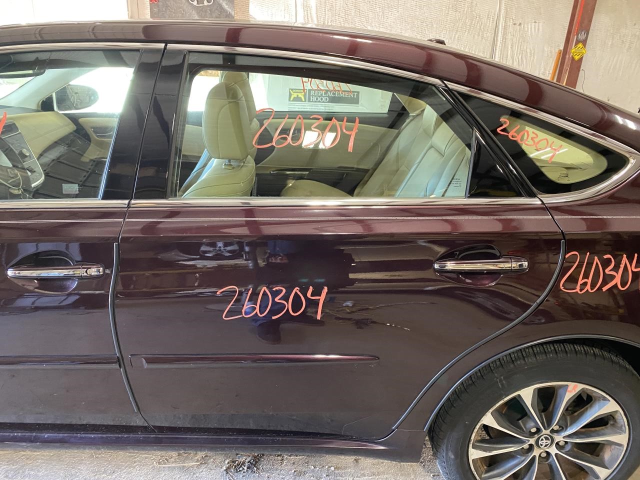 Vehicle/129738_12.jpg