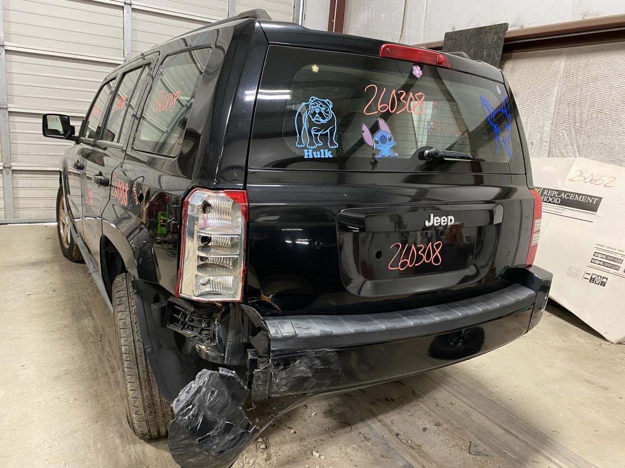 Vehicle/129786_02.jpg