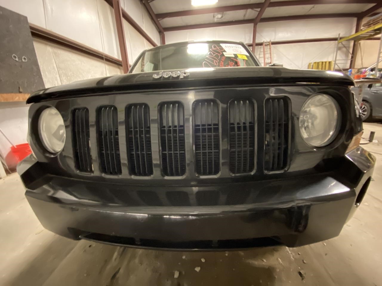 Vehicle/129786_09.jpg