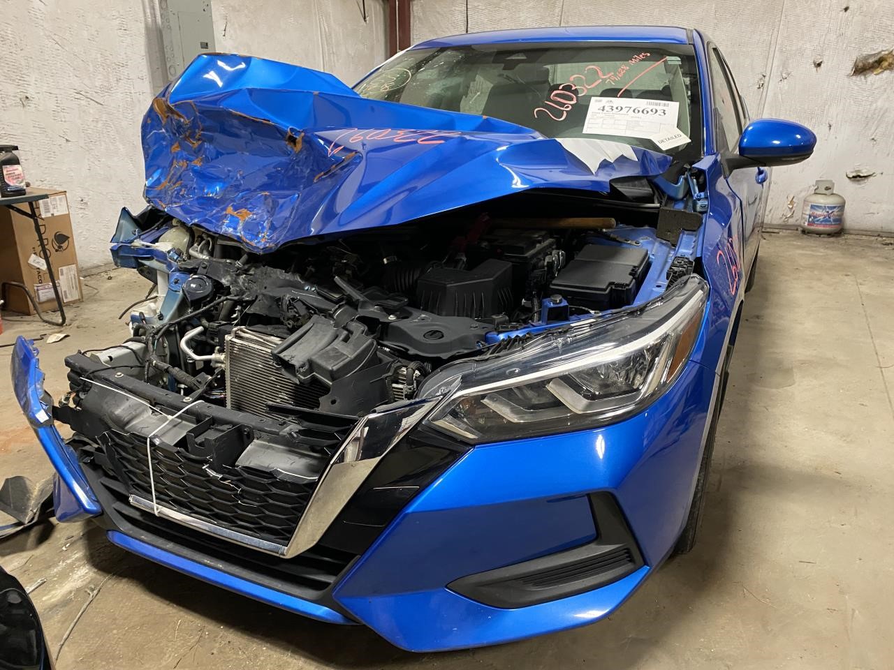 Vehicle/129895_01.jpg