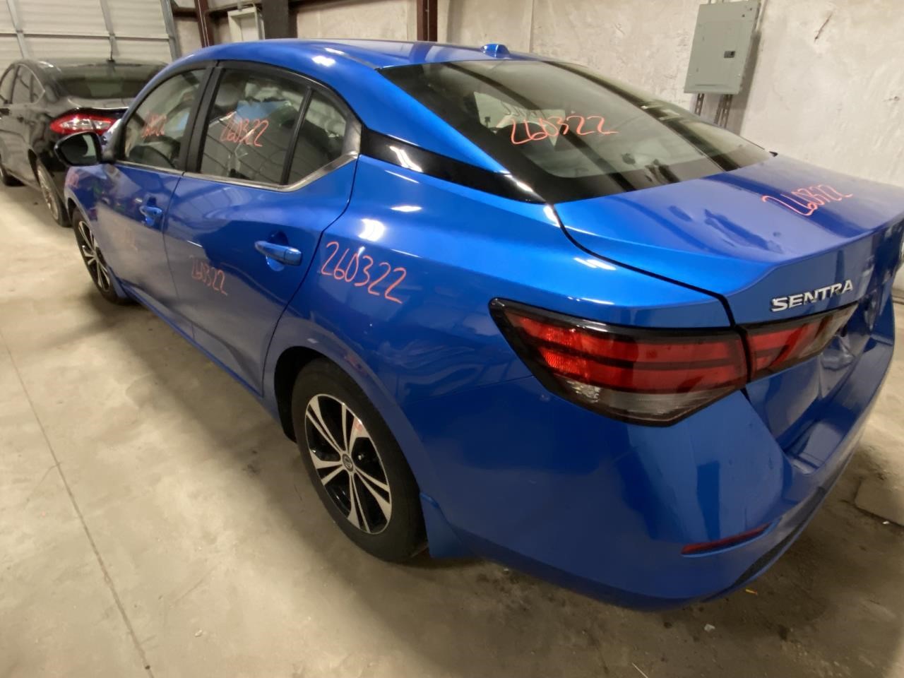 Vehicle/129895_09.jpg