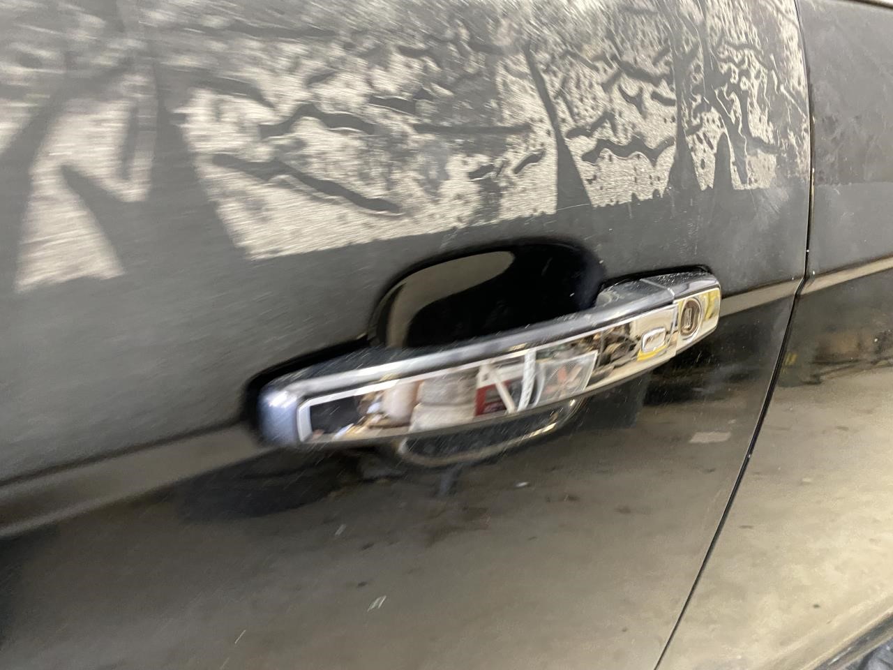 Vehicle/130375_10.jpg