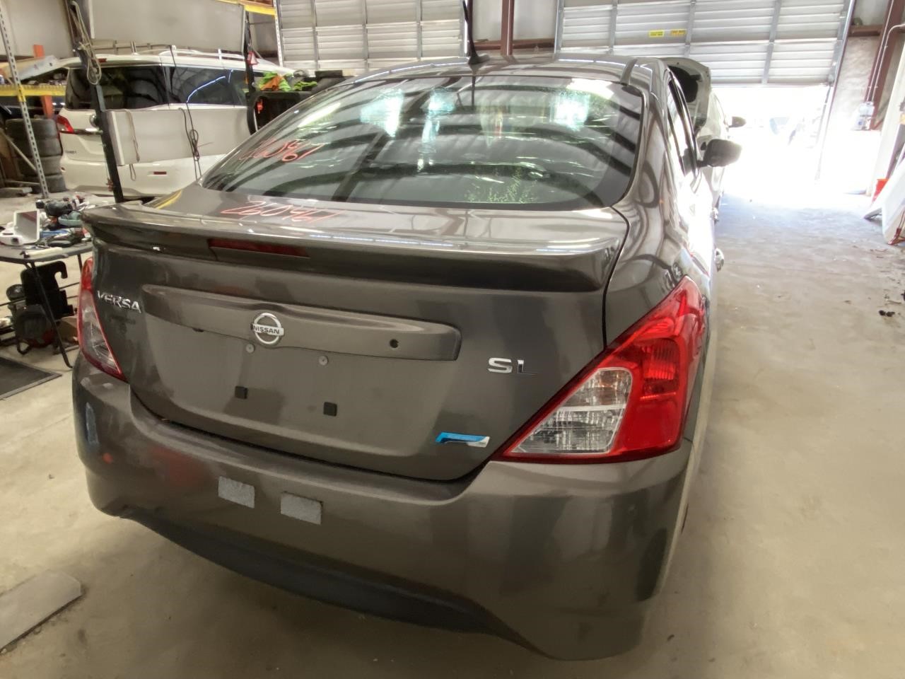 Vehicle/130905_03.jpg
