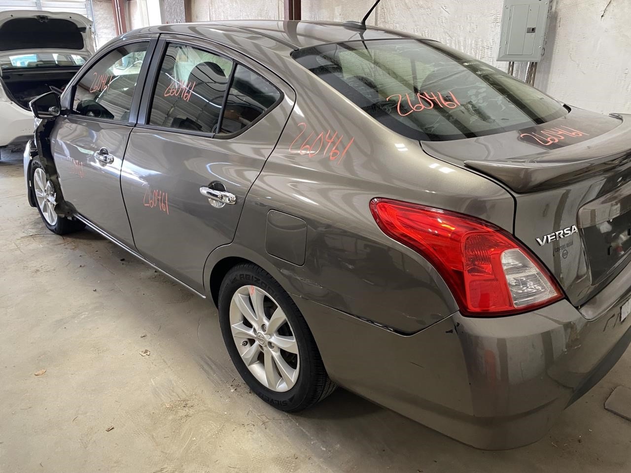 Vehicle/130905_10.jpg