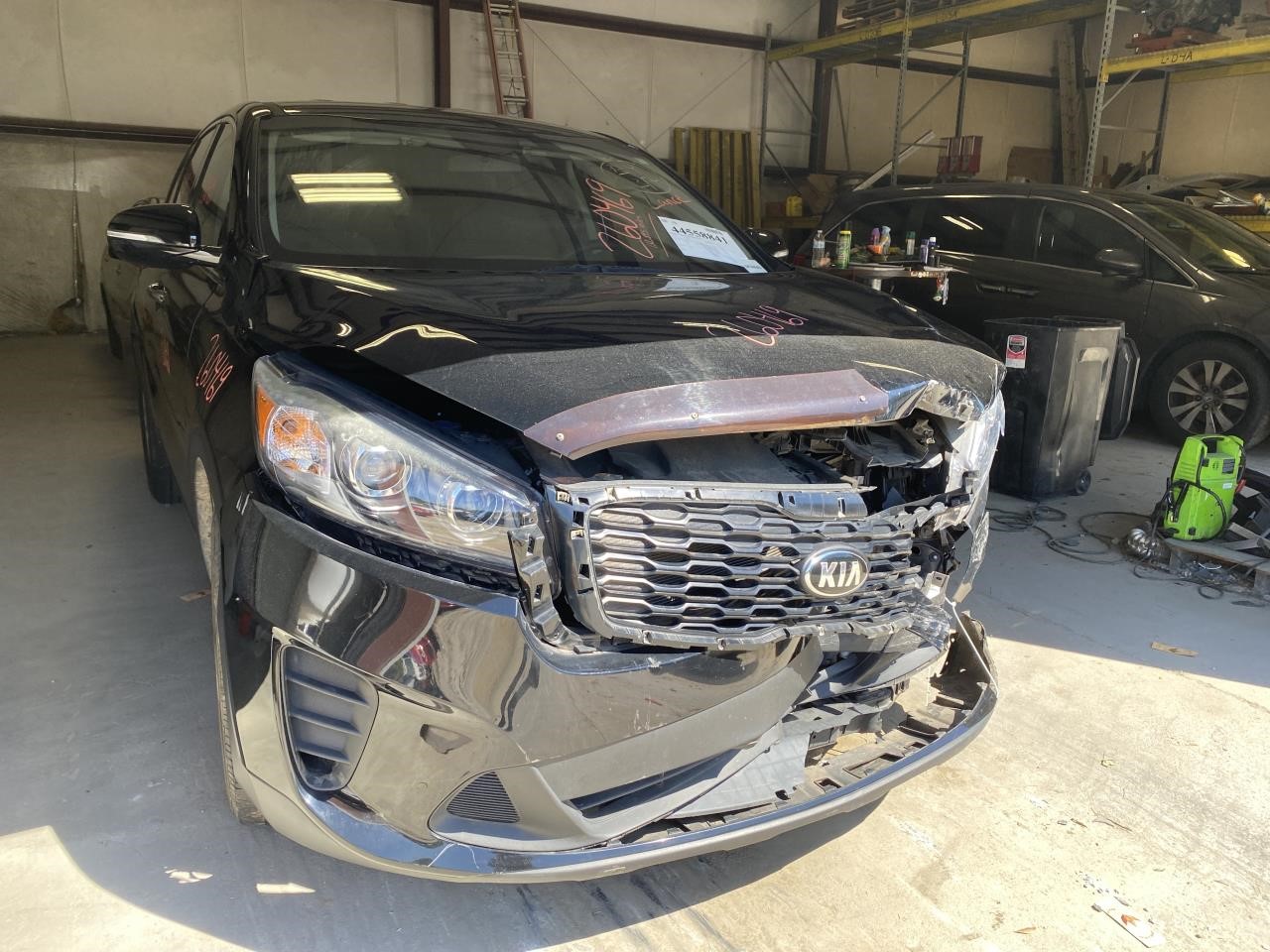 Vehicle/130959_04.jpg